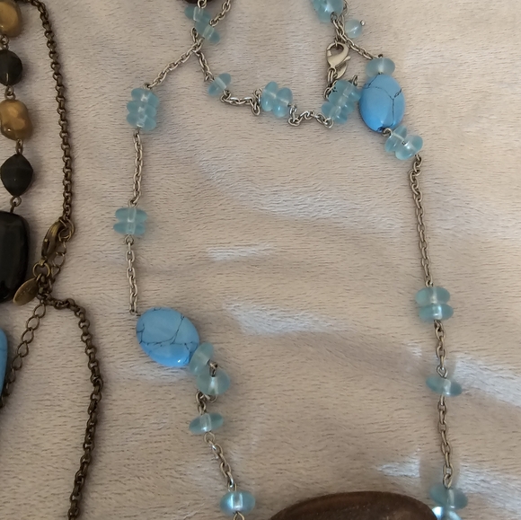 3 Lia Sophia Necklaces - Picture 9 of 10